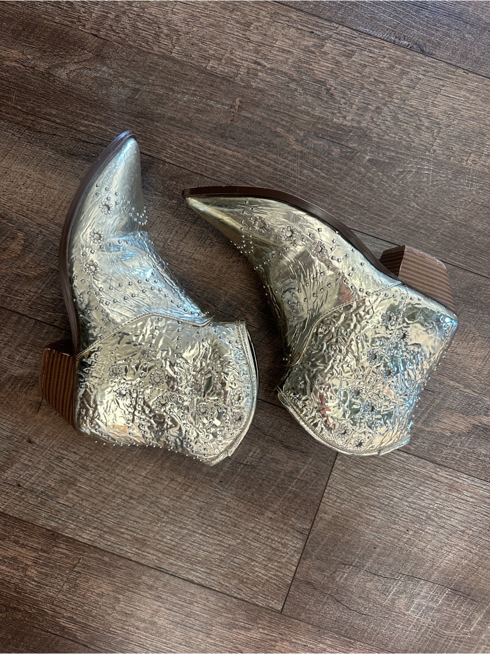 Free People vegan Leather Gold western/ cowboy boot - Picture 6 of 16